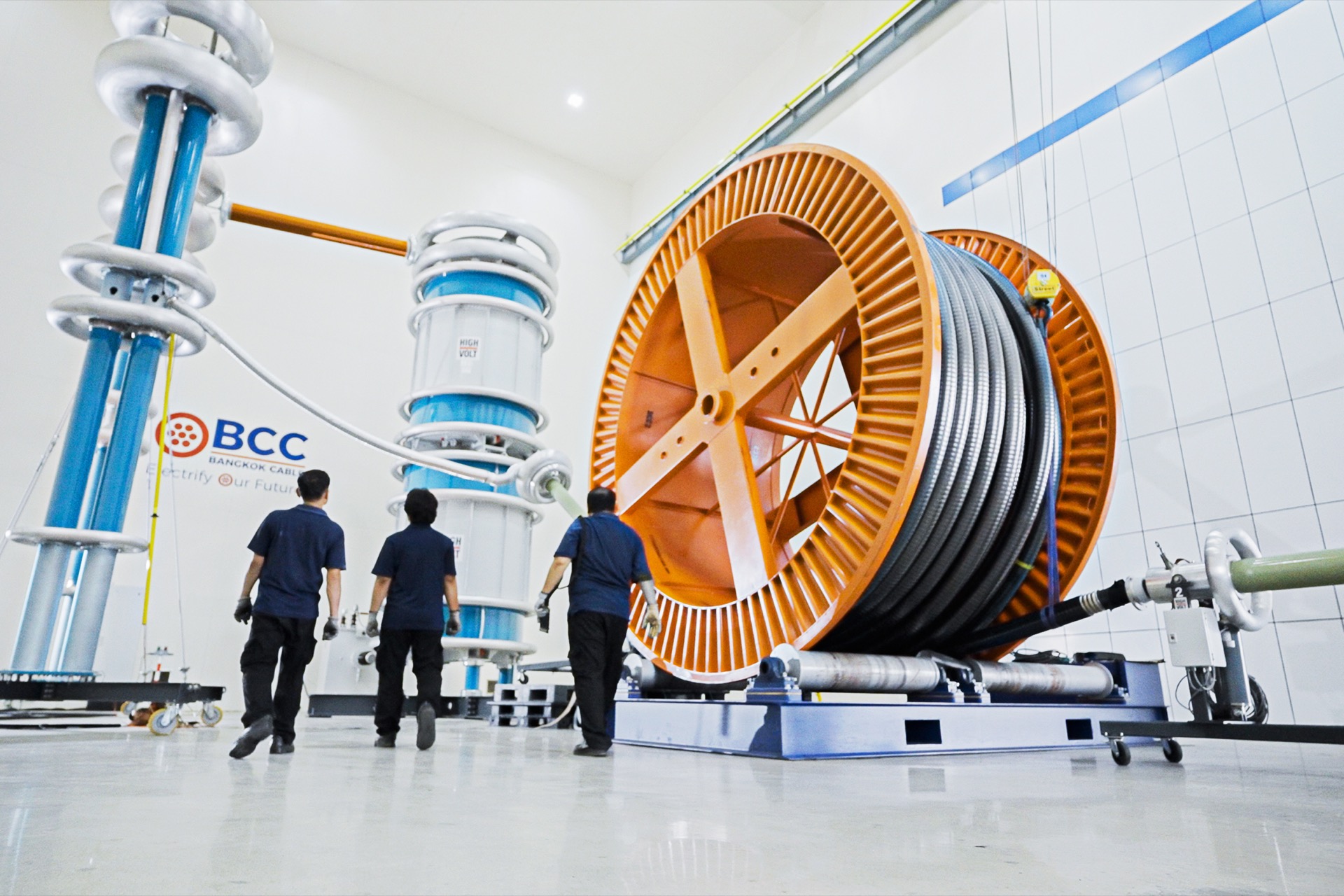 “BCC” ตอกย้ำผู้นำสายไฟฟ้าใต้ดิน ลุยโปรเจกต์แนวรถไฟฟ้า-หัวเมืองใหญ่ คว้างานสะสมหลากเส้นทางทะลุ 720 กม. ยกระดับโครงสร้างพื้นฐาน รองรับ Smart City