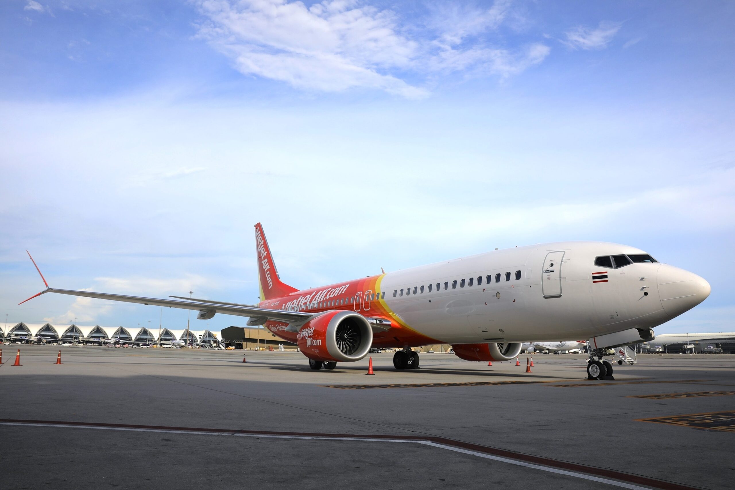 “เวียตเจ็ทไทยแลนด์” เติมฝูงบินรับพรีไฮซีซัน รับมอบโบอิ้ง 737-8 บิ๊กล็อต 6 ลำในเดือนสิงหาคม เตรียมพร้อมแผนเพิ่มที่นั่ง-ความถี่-เส้นทางบิน รองรับดีมานด์เดินทางปลายปี