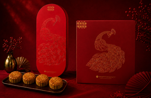 “ขนมไหว้พระจันทร์ ยูงมงคล” The Celestial Peacock