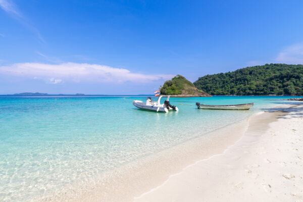 Traveloka SEA Index ไตรมาส 3 ปี 2569 เผยจุดหมายปลายทางท่องเที่ยวธรรมชาติและชายทะเลติดอันดับจุดหมายปลายทางในประเทศที่เติบโตสูงสุดของไทย   